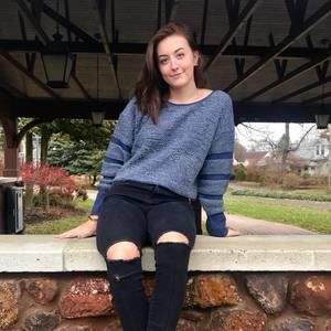 Meet your Posher, Emma